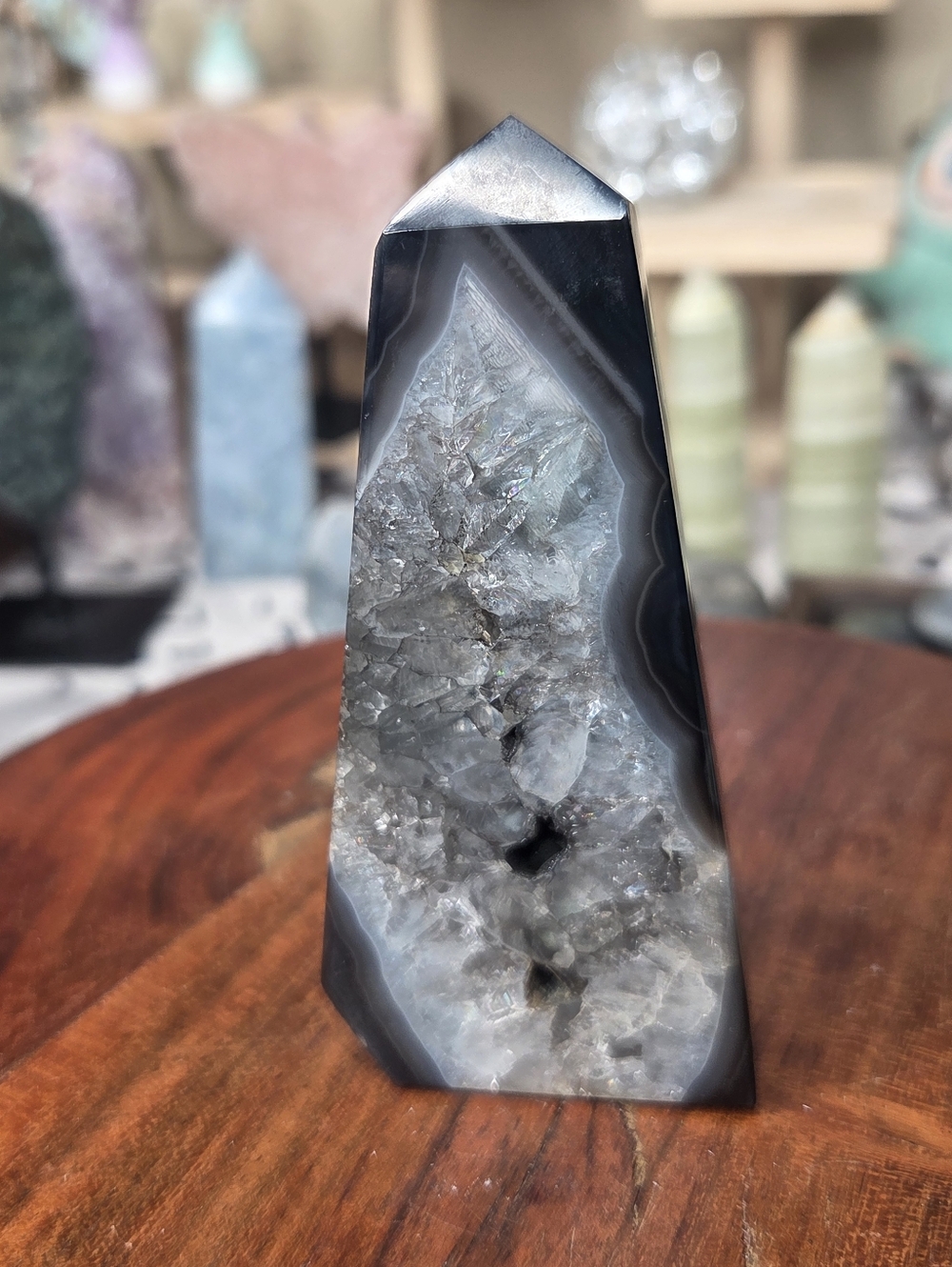 Black Onyx  Tower crystal With Quartz